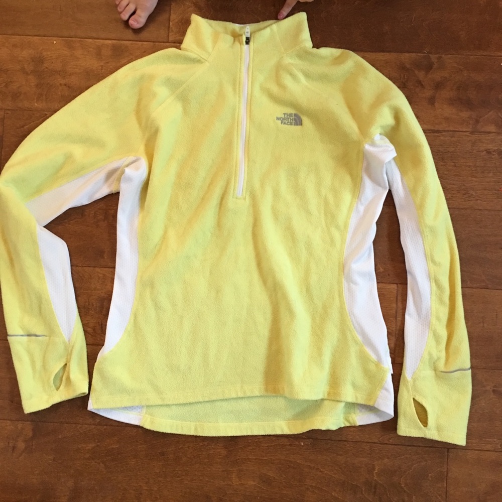 Women’s north face pullover